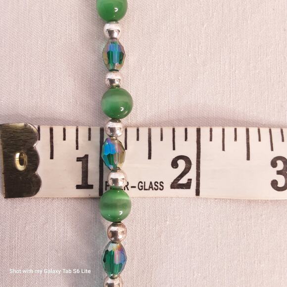 Sparkly Beaded Choker Necklace Green Tigers Eye Silver Tone Spacers With Toggle - Picture 7 of 7
